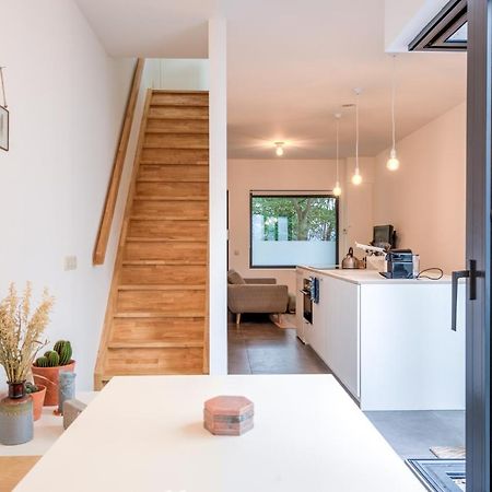 Stylishly Furnished Private Home In A Vibrant Area Antwerpen Exterior foto