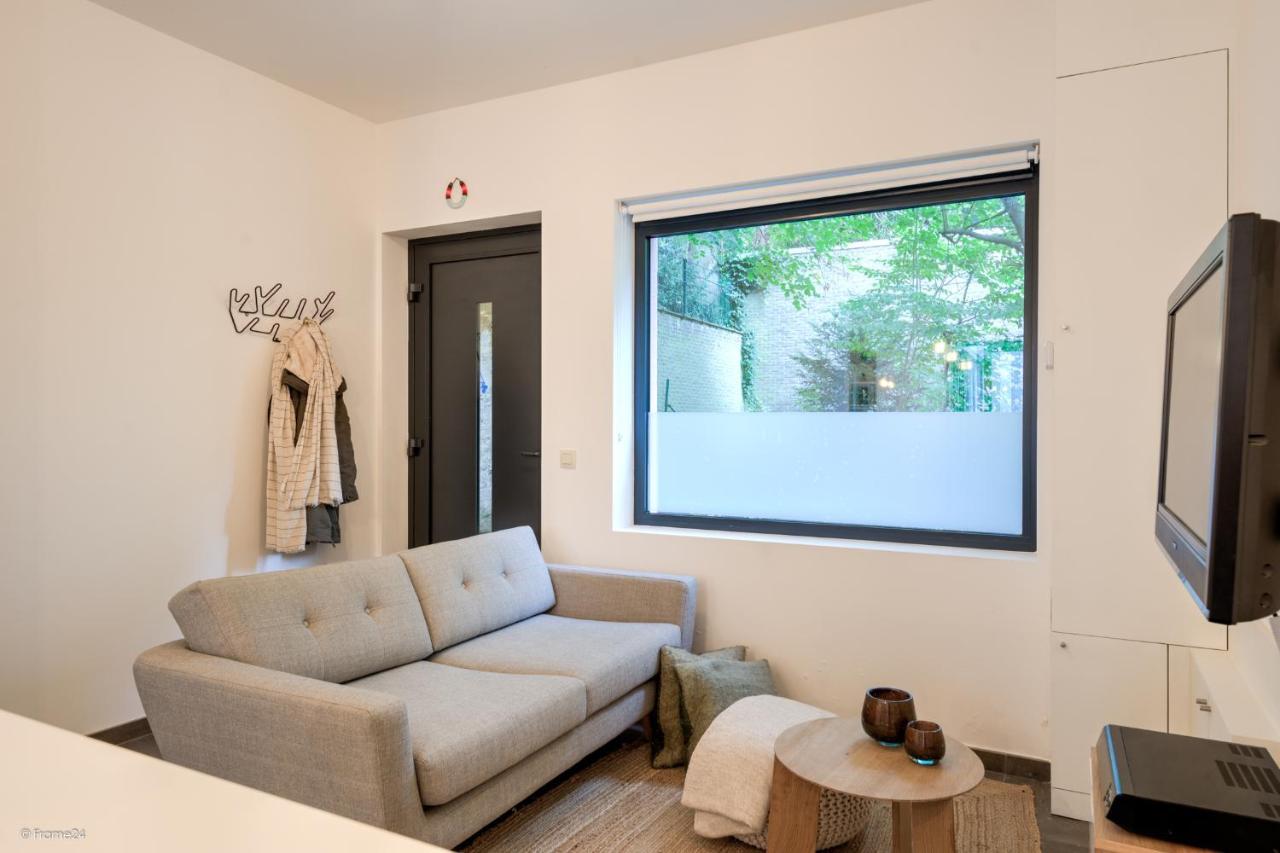 Stylishly Furnished Private Home In A Vibrant Area Antwerpen Exterior foto