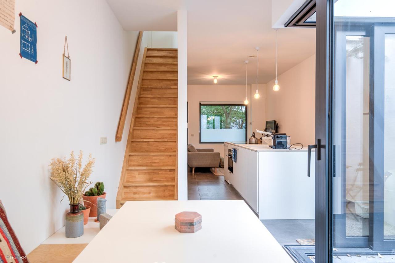 Stylishly Furnished Private Home In A Vibrant Area Antwerpen Exterior foto